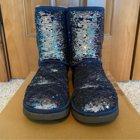 Rare Ugg Sequin Boots - Picture 5 of 11